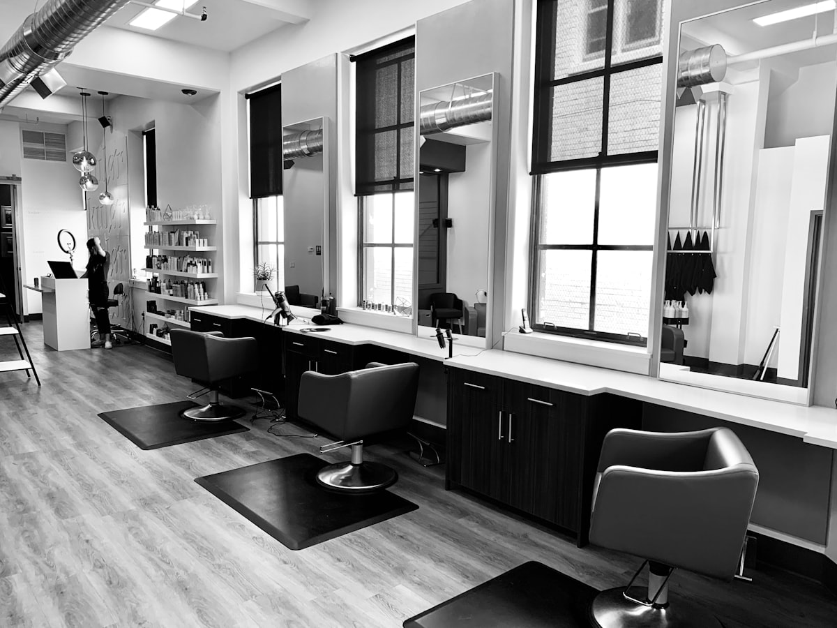 Interior del salón MAY STUDIO